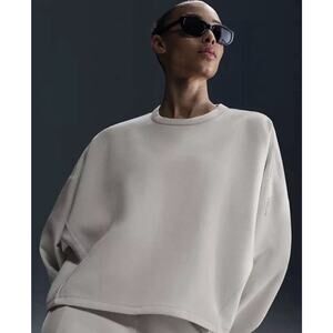 Nike Women's 24.7 Impossibly Soft Dri-FIT Oversized Crew in Sail/Light Bone L